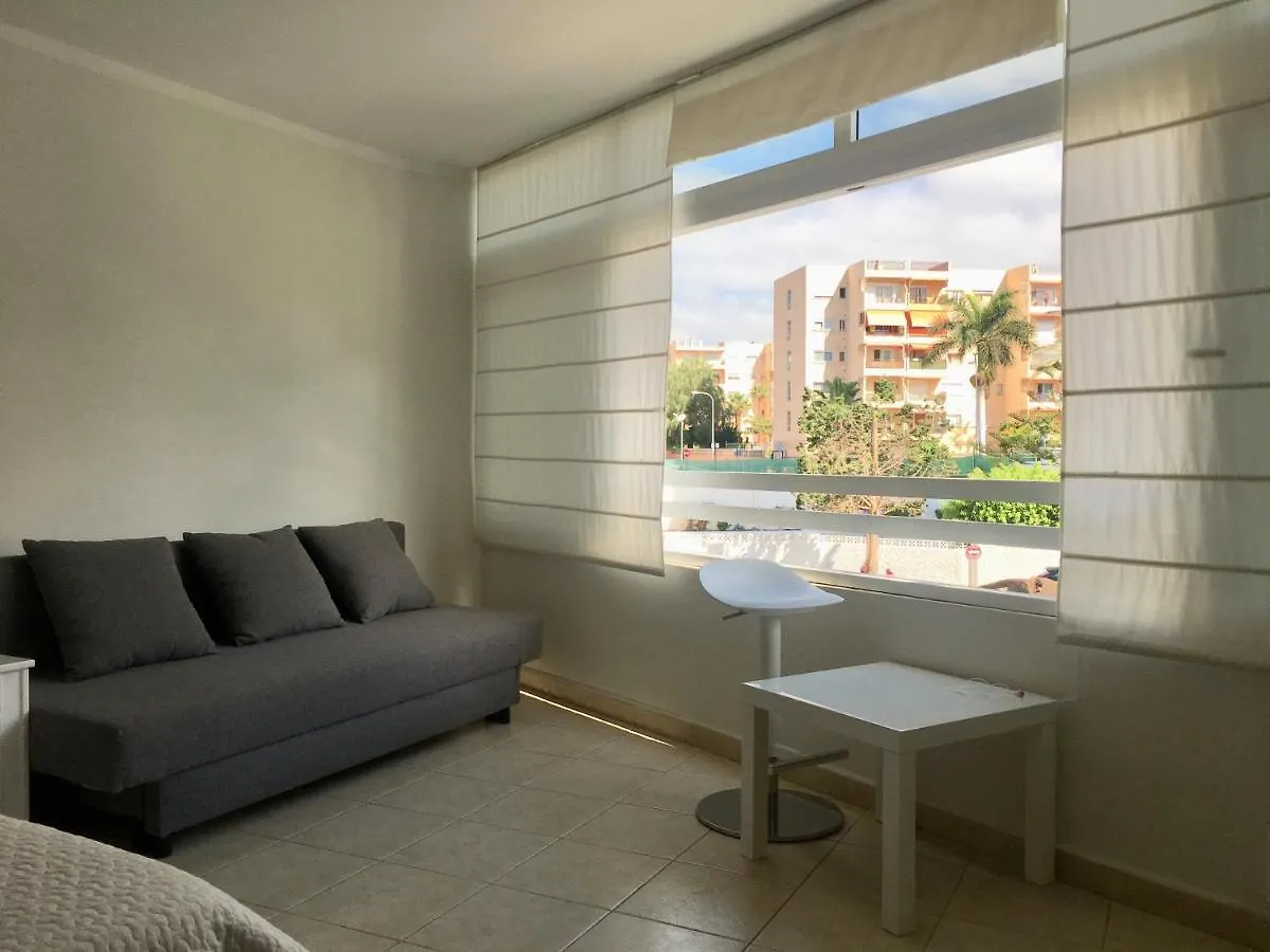 Studio Los Cristianos Beach 0*, ロスクリスティアーノス
